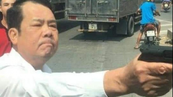 Giám đốc dọa bắn 'vỡ sọ' tài xế xe tải ở Bắc Ninh bị khởi tố
