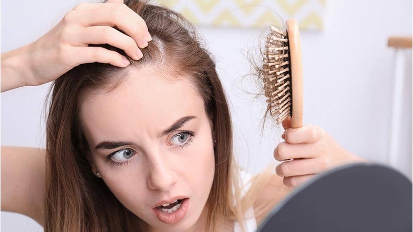 5 nguyên nhân khiến tóc rụng nhiều có thể bạn không ngờ đến