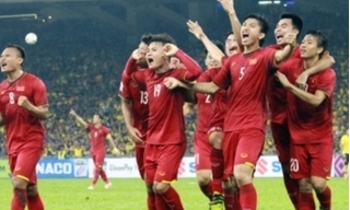 Tuyển Việt Nam bỏ xa Thái Lan trên bảng xếp hạng FIFA