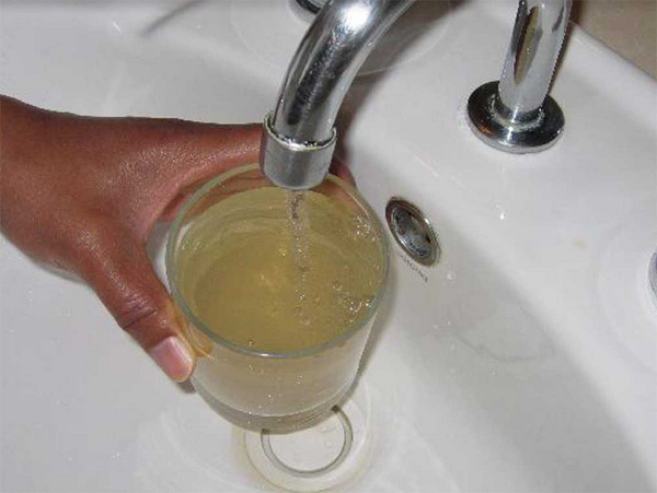 Cách kiểm tra nguồn nước bạn dùng hàng ngày có an toàn hay không