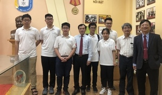Đoàn Việt Nam chiến thắng tại Olympic Toán học quốc tế lần thứ 61