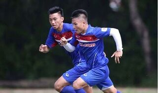 Hà Nội FC đón tin vui từ Quang Hải, Văn Hậu