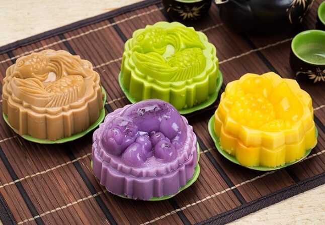 Bánh trung thu rau câu nhân flan đầy sắc màu cực lạ, cực ngon cho cả gia đình