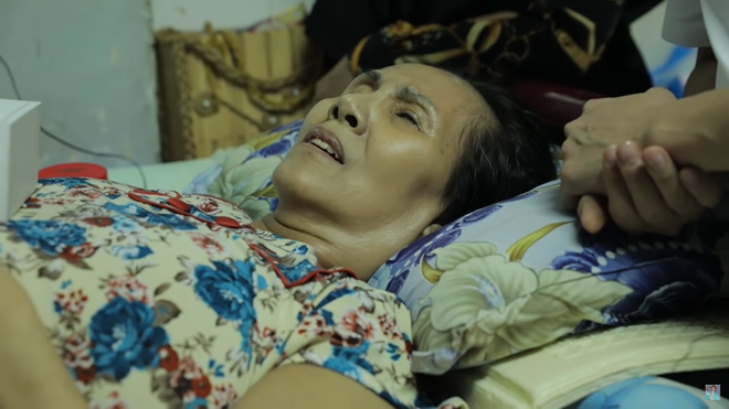 Nghệ sĩ Hoàng Lan liệt giường, sắp bị đuổi khỏi nhà, Đàm Vĩnh Hưng - Vũ Hà tặng 30 triệu đồng giúp đỡ