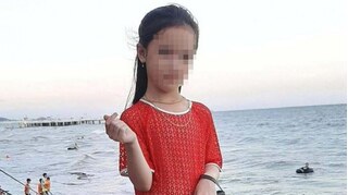 Đi đổ rác, bé gái 7 tuổi mất tích bí ẩn ở Hòa Bình