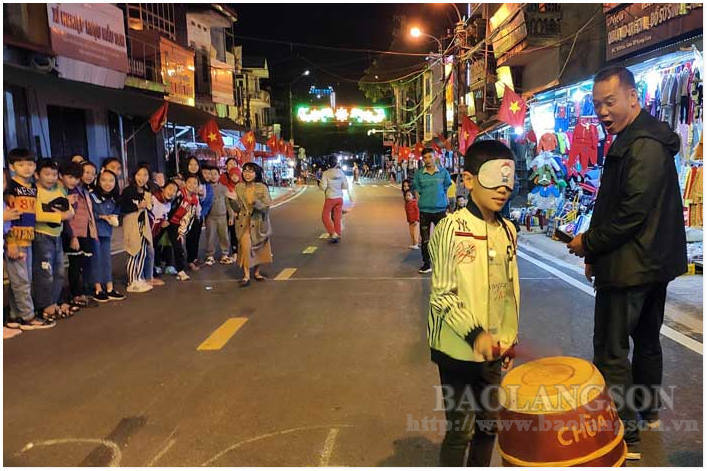 Khai trương phố đi bộ đầu tiên ở Lạng Sơn