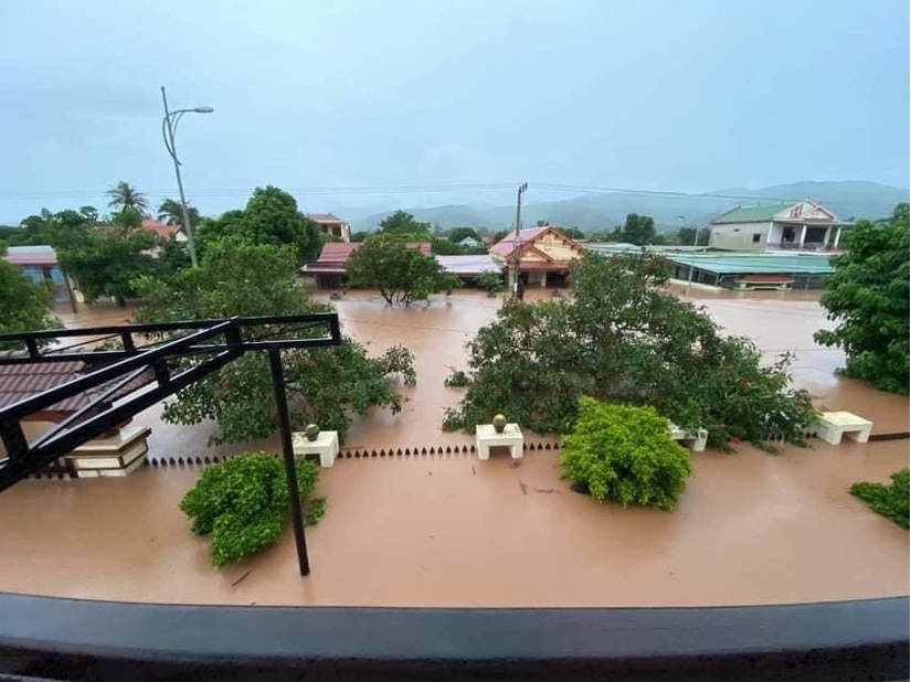 Quảng Trị : Bốn học sinh ở huyện Hướng Hóa tử vong vì mưa lũ. 1 