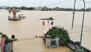 Bốn học sinh ở Quảng Trị tử vong vì mưa lũ 