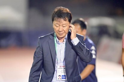 HLV Chung Hae Seong thừa nhận CLB TPHCM hết cơ hội ở V.League