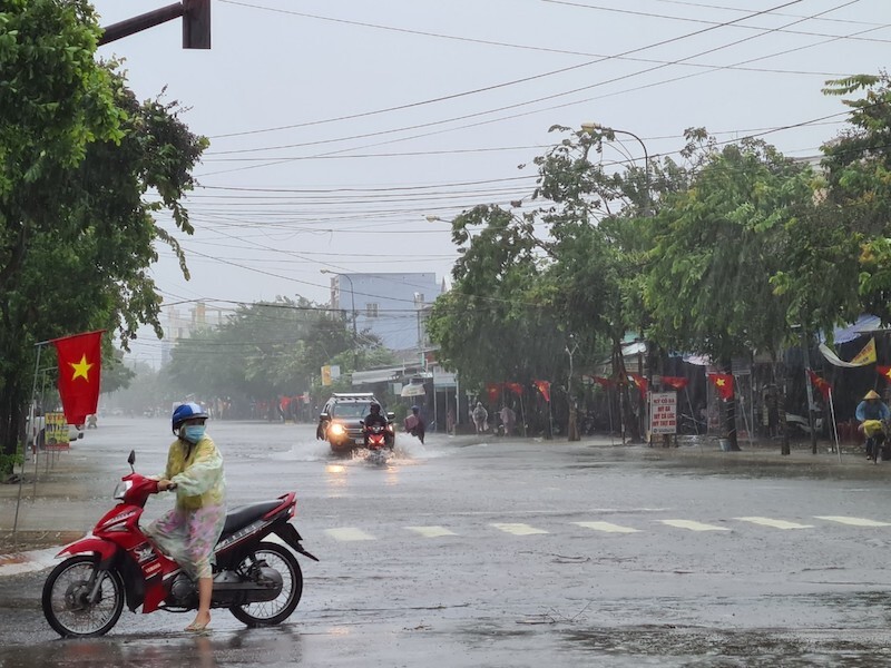 Học sinh Quảng Nam nghỉ học 2 ngày để phòng tránh bão số 9