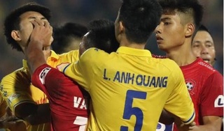 Trung vệ Nguyễn Văn Hạnh: 'Cầu thủ Nam Định đã siết cổ tôi'