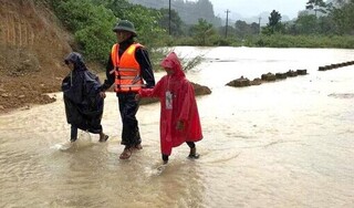 Thừa Thiên Huế, Đà Nẵng tiếp tục cho học sinh nghỉ học do ảnh hưởng bão số 9