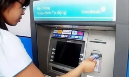 Quy định mới về trả lương qua thẻ ATM từ 2021