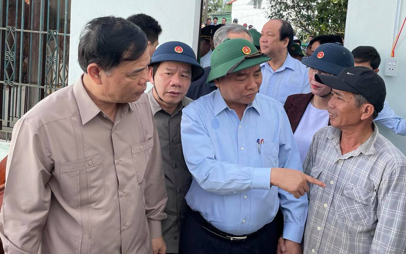 Quảng Ngãi: Thủ tướng Chính phủ Nguyễn Xuân Phúc thăm người dân vùng tâm bão số 9. 2