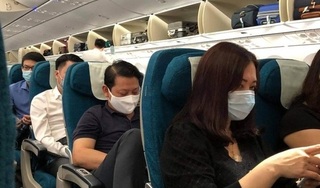 Máy bay Vietnam Airlines dừng cất cánh khẩn cấp vì nam hành khách đốt khăn giấy