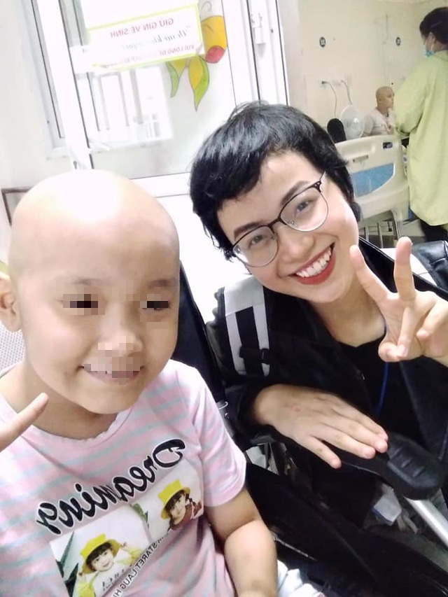 Nữ sinh Ngoại Thương, hoa khôi truyền cảm hứng Đặng Trần Thủy Tiên đã chữa khỏi ung thư vú.2