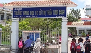 Hơn 60 học sinh ở Cà Mau bất ngờ ngất xỉu tại trường