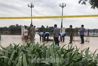 Khẩn trương tìm thân nhân cho thi thể nữ giới trôi trên sông Sài Gòn