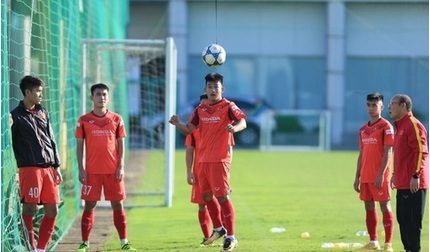 Ông Nguyễn Sỹ Hiển chê nhiều cầu thủ U22 Việt Nam 'đá như gà công nghiệp'