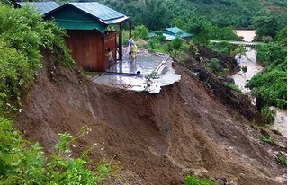 Các tỉnh Thanh Hóa đến Hà Tĩnh cảnh giác nguy cơ sạt lở đất, ngập lụt 