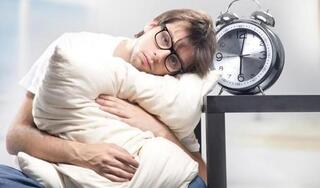 Thiếu ngủ trong thời gian dài có thể làm giảm ham muốn 'chuyện ấy'