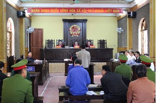 Vụ gian lận điểm thi ở Sơn La: Y án 4 người kháng cáo