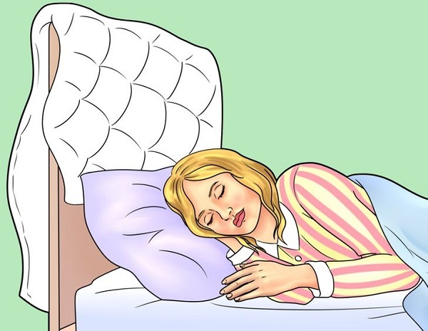 Vì sao không nên để quạt thốc vào người khi ngủ