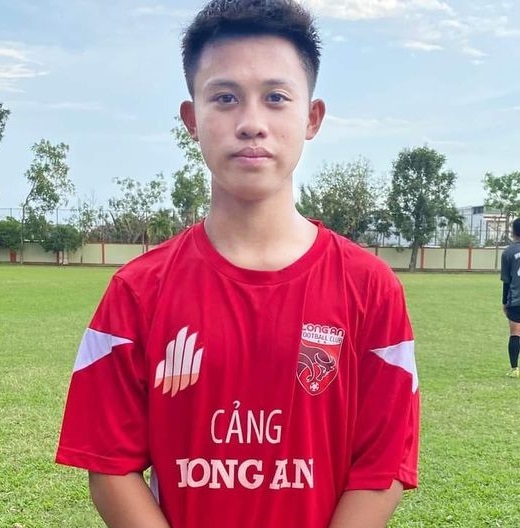 CLB HAGL ‘viện trợ’ một loạt cầu thủ cho U21 Vĩnh Long