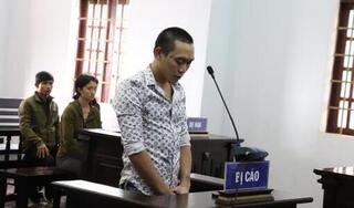 Xét xử kẻ lừa vợ nạn nhân Rào Trăng 100 triệu đồng