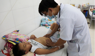 Bệnh viện ở Khánh Hòa quá tải do số ca mắc sốt xuất huyết tăng đột biến