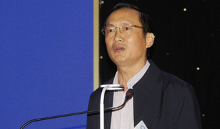 Lãnh đạo tỉnh Hà Tĩnh đề nghị không “treo túi nước” là hồ Kẻ Gỗ trên đầu dân, Bộ NNPTNT nói gì?