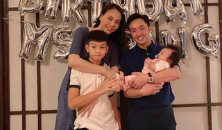 Cường Đô La đăng ảnh gia đình mừng sinh nhật vợ, con gái Suchin lại chiếm hết spotlight