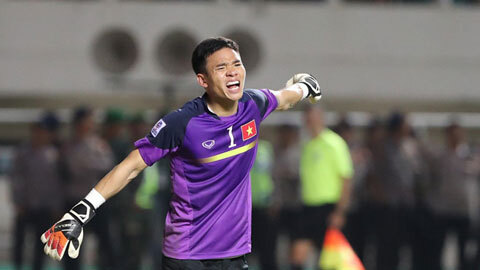 Võ Văn Hạnh tiếc cho thủ môn Nguyên Mạnh