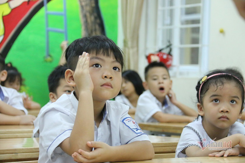 Học sinh tiểu học Việt Nam đứng đầu 6 nước ASEAN về môn Toán, Đọc hiểu và viết