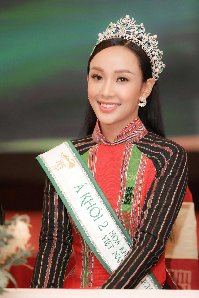 2 Á khôi Miss Tourism 2020 nói gì khi không có Hoa khôi?