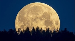 Lý giải bất ngờ của giới khoa học về nguồn gốc Mặt trăng