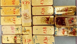 Vụ vận chuyển 51kg vàng trái phép: Vận động kẻ cầm đầu ra đầu thú