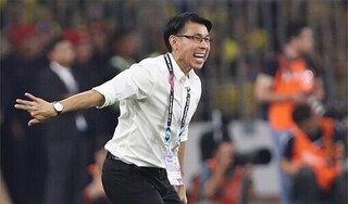 HLV tuyển Malaysia phản ứng bất ngờ khi AFF Cup tiếp tục lùi lịch thi đấu