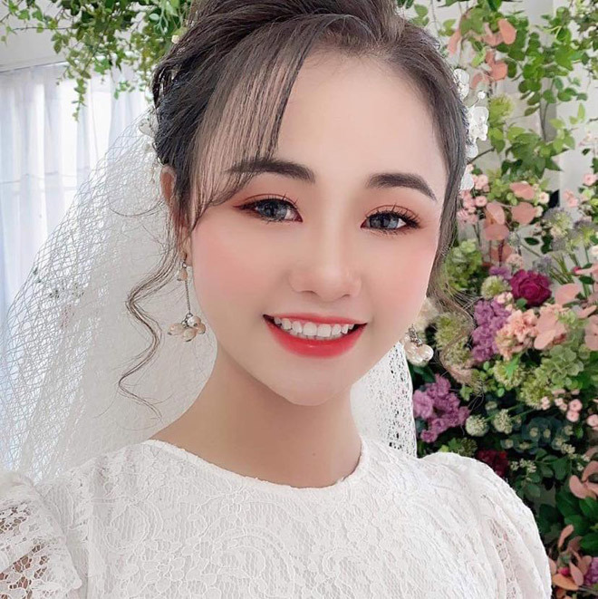 Thực hư chuyện cô dâu Thái Bình tự lái xe hoa về nhà chồng trong ngày cưới