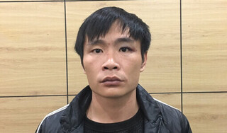 Thanh niên đập phá ô tô khách vì mâu thuẫn đi sai tuyến