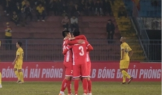 Hải Phòng vượt qua Nam Định trong trận cầu có tới 5 bàn thắng