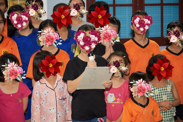 Hoa hậu Khánh Vân ghé thăm ngôi nhà bảo vệ trẻ em bị xâm hại tình dục những ngày cận Tết
