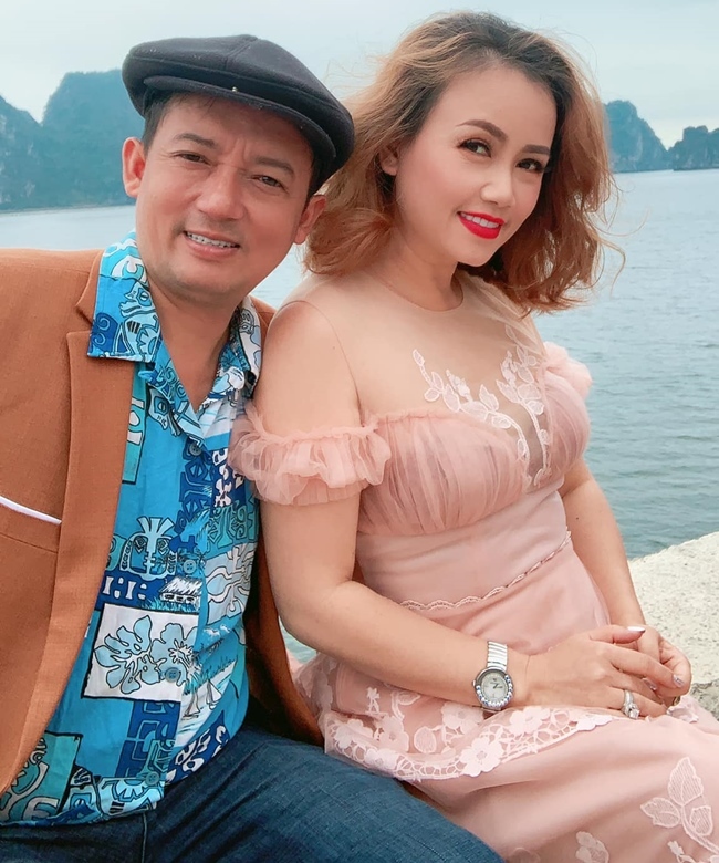 Nhan sắc nóng bỏng, quá trẻ đẹp của diễn viên Hoàng Yến vừa ly hôn chồng thứ 4 kém tuổi