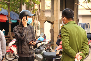Quảng Ninh: Phạt F1 'vượt rào' đi dạy lái ô tô 7,5 triệu