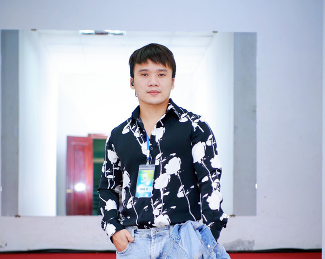 Nghệ sĩ Việt 'đổ bộ' Youtube, Tiktok vì ảnh hưởng của dịch Covid-19?