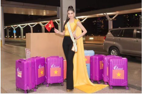 Ngọc Thảo mặc đồ bảo hộ, đeo sash Việt Nam lên đường chinh phục Miss Grand International 2020