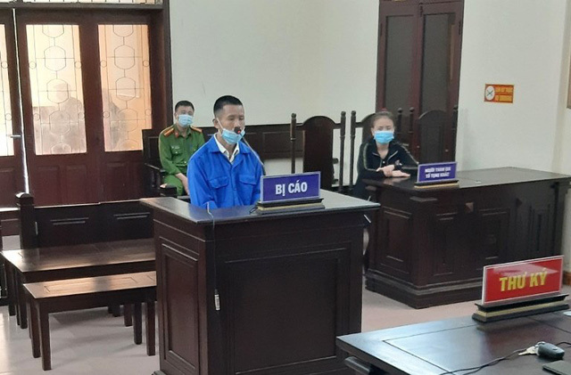 Trưởng thôn ở huyện Ninh Giang bị phạt 12 tháng tù vì dâm ô bé gái thiểu năng