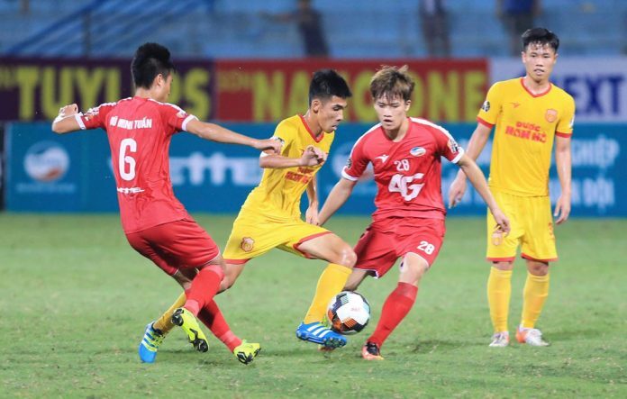 Viettel thắng sát nút Nam Định trên sân Thiên Trường