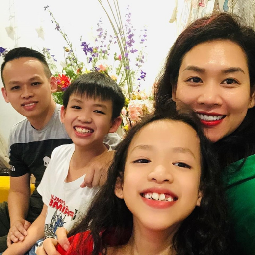 Gia đình hạnh phúc của diễn viên Hà Hương khiến fan ngưỡng mộ