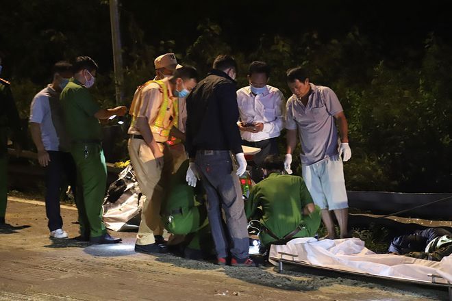 Bị xe tải đổ đèo Bảo Lộc tông trúng, 2 nữ sinh tử vong tại chỗ